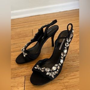 Black Vera Wang Lavender Open Toe Heels 9